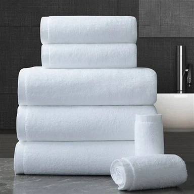 فندق المناشف البيضاء